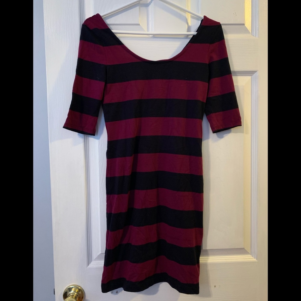 Long Sleeve Cotton Striped Dress Open back